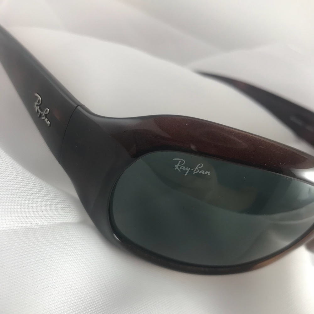 Authentic Ray-Ban RB4062 642/71 Sunglasses Womens